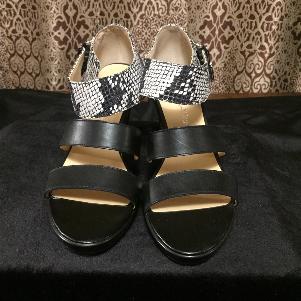 Bella vita B&W heels/pumps